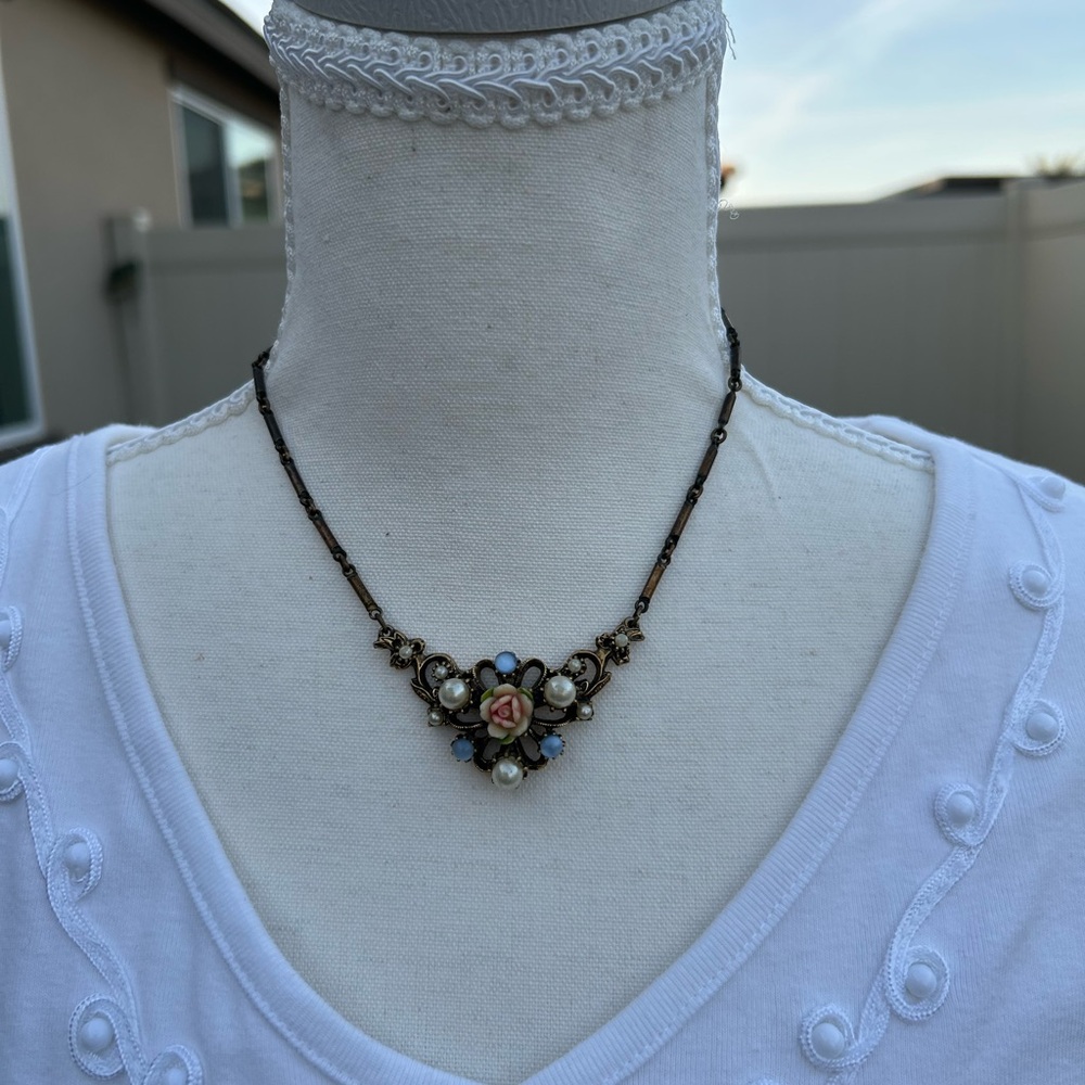 Vintage Floral Pendant Necklace with Pearls and Blue Accents